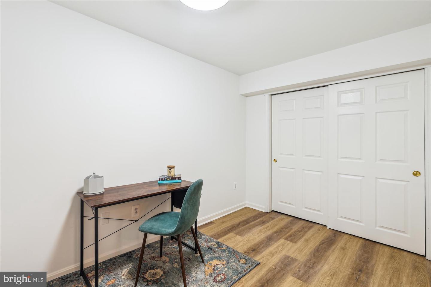 2142 N DINWIDDIE ST, ARLINGTON, Virginia 22207, 4 Bedrooms Bedrooms, ,3 BathroomsBathrooms,Residential,For sale,2142 N DINWIDDIE ST,VAAR2058988 MLS # VAAR2058988