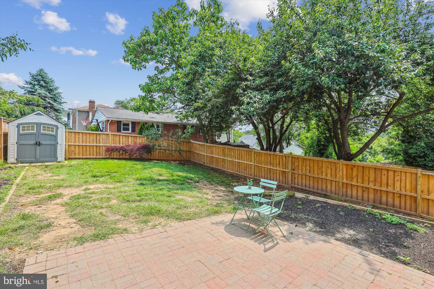 2142 N DINWIDDIE ST, ARLINGTON, Virginia 22207, 4 Bedrooms Bedrooms, ,3 BathroomsBathrooms,Residential,For sale,2142 N DINWIDDIE ST,VAAR2058988 MLS # VAAR2058988