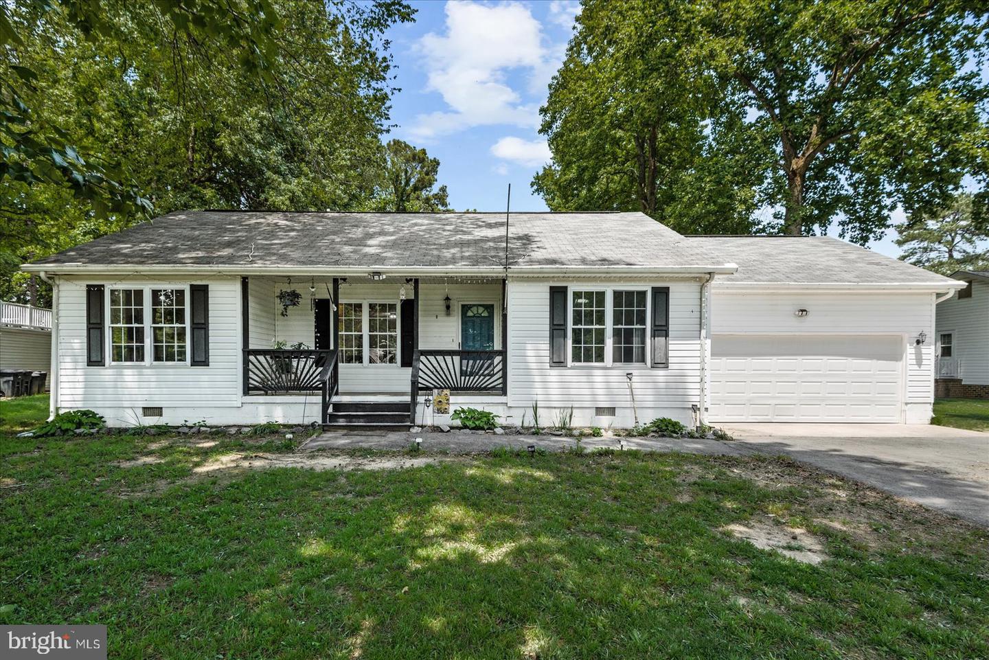 2569 N INDEPENDENCE DR, MONTROSS, Virginia 22520, 3 Bedrooms Bedrooms, ,2 BathroomsBathrooms,Residential,For sale,2569 N INDEPENDENCE DR,VAWE2009098 MLS # VAWE2009098