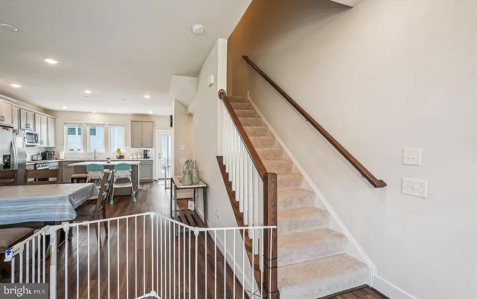 17155 CUMBERLAND HEIGHT DR, DUMFRIES, Virginia 22026, 4 Bedrooms Bedrooms, ,3 BathroomsBathrooms,Residential,For sale,17155 CUMBERLAND HEIGHT DR,VAPW2096732 MLS # VAPW2096732