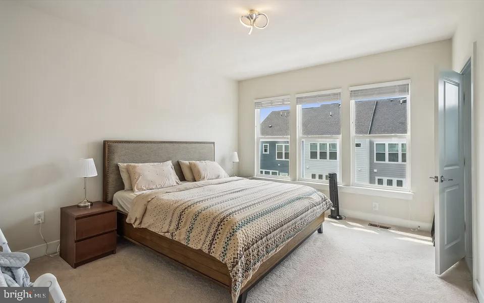 17155 CUMBERLAND HEIGHT DR, DUMFRIES, Virginia 22026, 4 Bedrooms Bedrooms, ,3 BathroomsBathrooms,Residential,For sale,17155 CUMBERLAND HEIGHT DR,VAPW2096732 MLS # VAPW2096732