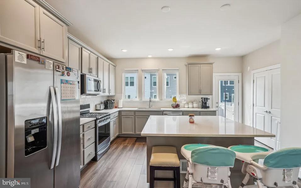 17155 CUMBERLAND HEIGHT DR, DUMFRIES, Virginia 22026, 4 Bedrooms Bedrooms, ,3 BathroomsBathrooms,Residential,For sale,17155 CUMBERLAND HEIGHT DR,VAPW2096732 MLS # VAPW2096732