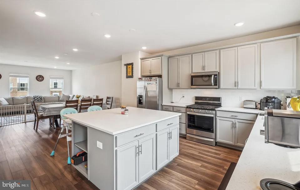 17155 CUMBERLAND HEIGHT DR, DUMFRIES, Virginia 22026, 4 Bedrooms Bedrooms, ,3 BathroomsBathrooms,Residential,For sale,17155 CUMBERLAND HEIGHT DR,VAPW2096732 MLS # VAPW2096732