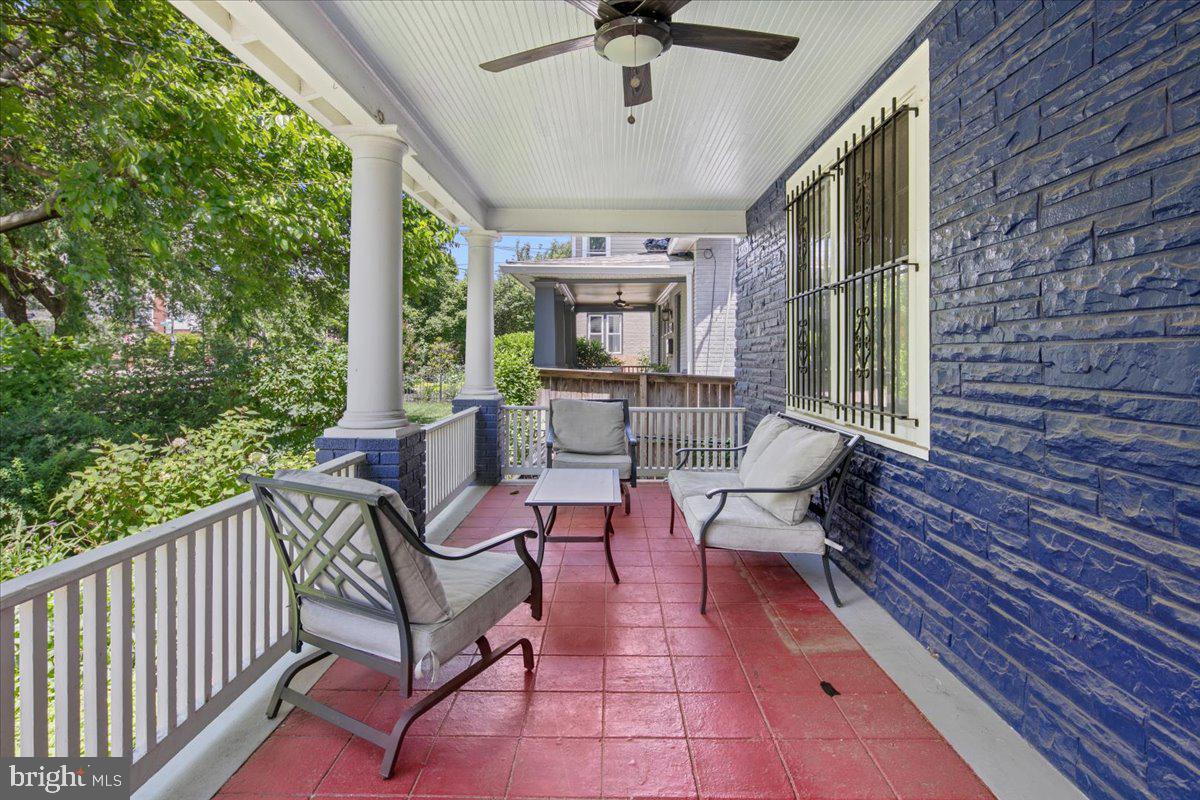 6721 PINEY BRANCH RD NW, WASHINGTON, District Of Columbia 20012, 5 Bedrooms Bedrooms, ,3 BathroomsBathrooms,Residential,For sale,6721 PINEY BRANCH RD NW,DCDC2204980 MLS # DCDC2204980