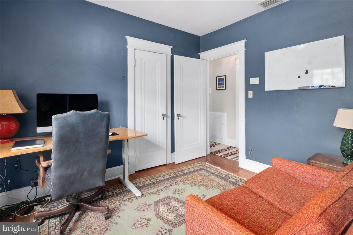 6721 PINEY BRANCH RD NW, WASHINGTON, District Of Columbia 20012, 5 Bedrooms Bedrooms, ,3 BathroomsBathrooms,Residential,For sale,6721 PINEY BRANCH RD NW,DCDC2204980 MLS # DCDC2204980