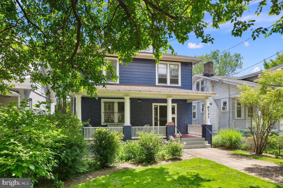 6721 PINEY BRANCH RD NW, WASHINGTON, District Of Columbia 20012, 5 Bedrooms Bedrooms, ,3 BathroomsBathrooms,Residential,For sale,6721 PINEY BRANCH RD NW,DCDC2204980 MLS # DCDC2204980