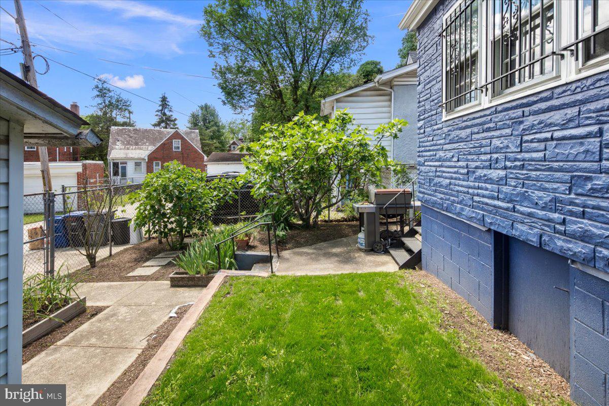 6721 PINEY BRANCH RD NW, WASHINGTON, District Of Columbia 20012, 5 Bedrooms Bedrooms, ,3 BathroomsBathrooms,Residential,For sale,6721 PINEY BRANCH RD NW,DCDC2204980 MLS # DCDC2204980