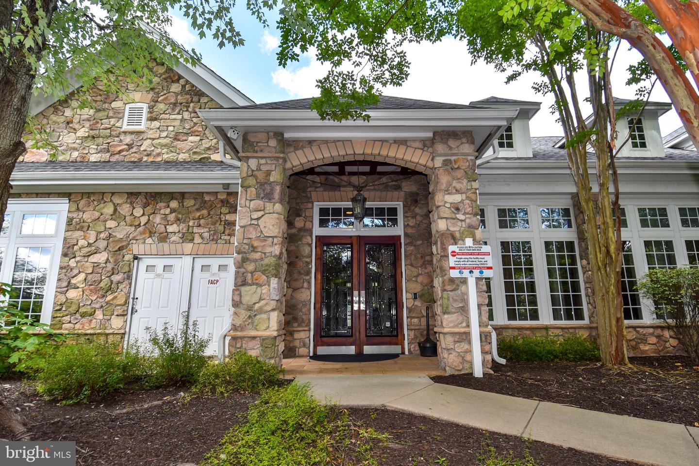 5170-I WILLIAM COLIN CT #I, CENTREVILLE, Virginia 20120, 2 Bedrooms Bedrooms, ,1 BathroomBathrooms,Residential,For sale,5170-I WILLIAM COLIN CT #I,VAFX2246642 MLS # VAFX2246642