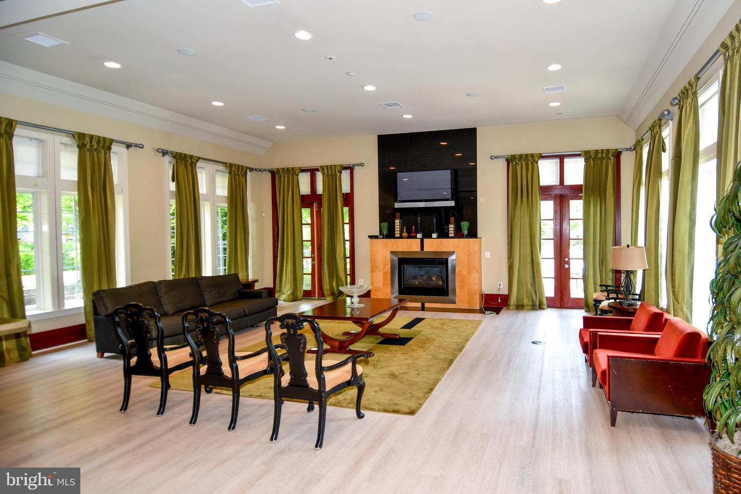 5170-I WILLIAM COLIN CT #I, CENTREVILLE, Virginia 20120, 2 Bedrooms Bedrooms, ,1 BathroomBathrooms,Residential,For sale,5170-I WILLIAM COLIN CT #I,VAFX2246642 MLS # VAFX2246642