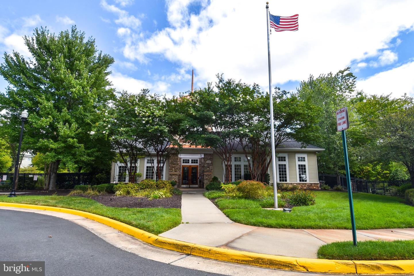 5170-I WILLIAM COLIN CT #I, CENTREVILLE, Virginia 20120, 2 Bedrooms Bedrooms, ,1 BathroomBathrooms,Residential,For sale,5170-I WILLIAM COLIN CT #I,VAFX2246642 MLS # VAFX2246642
