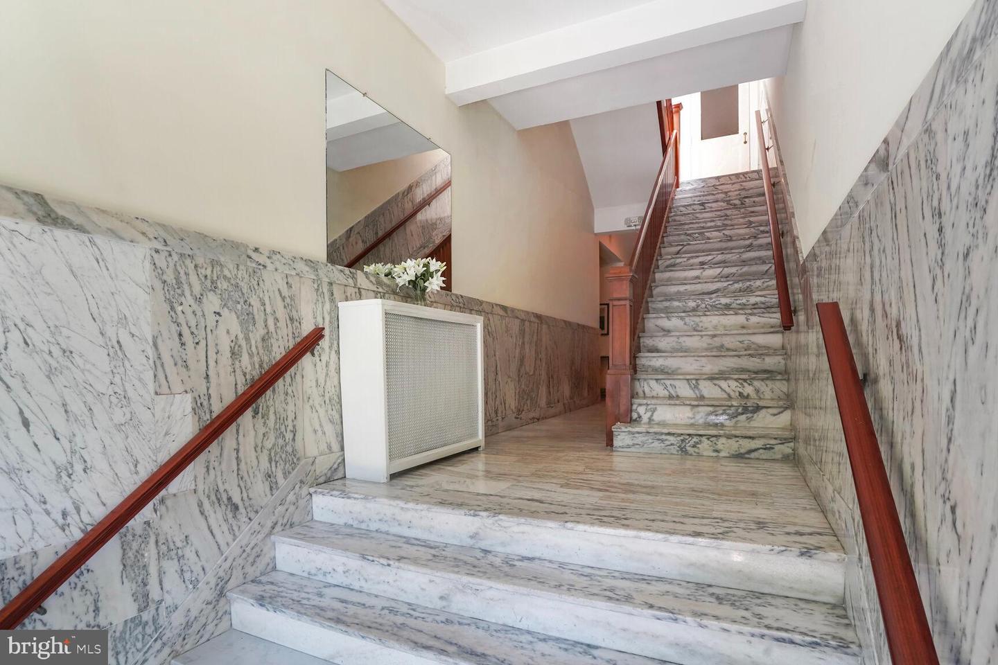 3039 MACOMB ST NW #16, WASHINGTON, District Of Columbia 20008, 1 Bedroom Bedrooms, ,1 BathroomBathrooms,Residential,For sale,3039 MACOMB ST NW #16,DCDC2205040 MLS # DCDC2205040