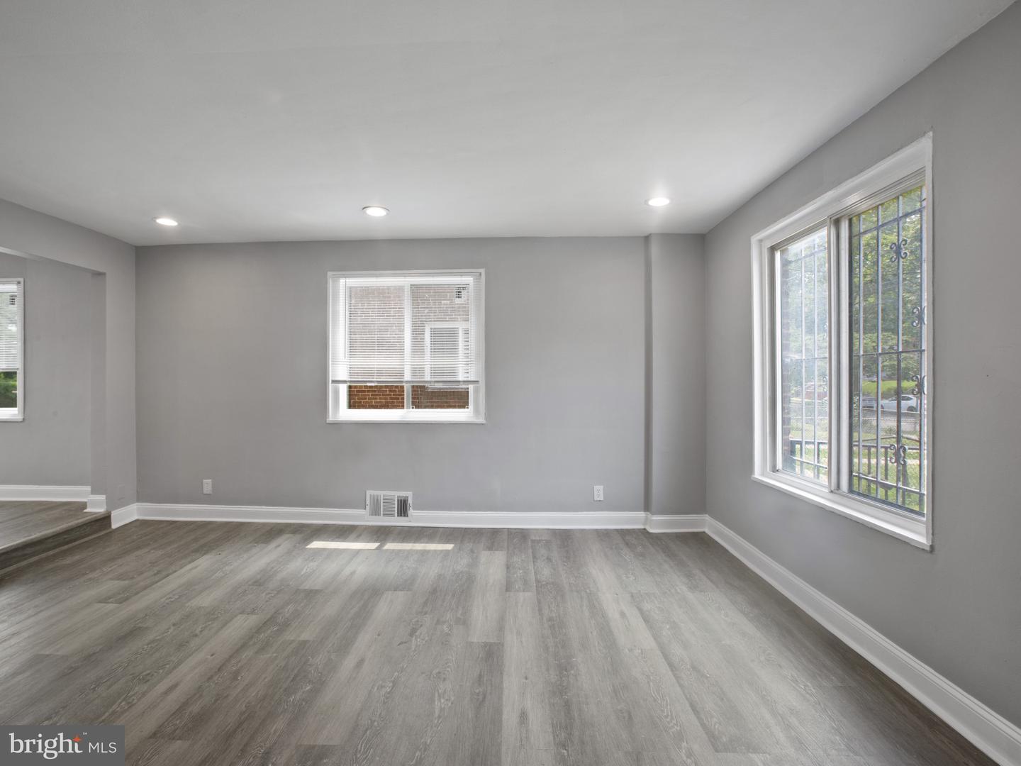 145 MISSISSIPPI AVE SE, WASHINGTON, District Of Columbia 20032, 3 Bedrooms Bedrooms, ,2 BathroomsBathrooms,Residential,For sale,145 MISSISSIPPI AVE SE,DCDC2205050 MLS # DCDC2205050