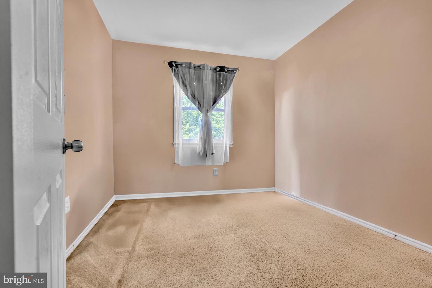 2821 BANKS CT, DUMFRIES, Virginia 22026, 4 Bedrooms Bedrooms, ,2 BathroomsBathrooms,Residential,For sale,2821 BANKS CT,VAPW2096760 MLS # VAPW2096760