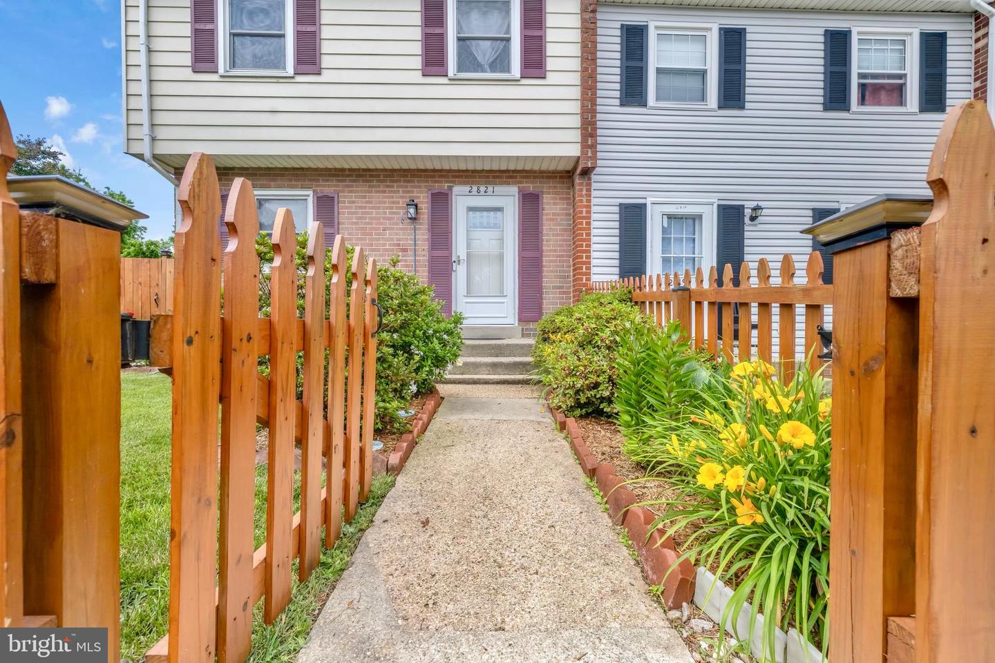 2821 BANKS CT, DUMFRIES, Virginia 22026, 4 Bedrooms Bedrooms, ,2 BathroomsBathrooms,Residential,For sale,2821 BANKS CT,VAPW2096760 MLS # VAPW2096760