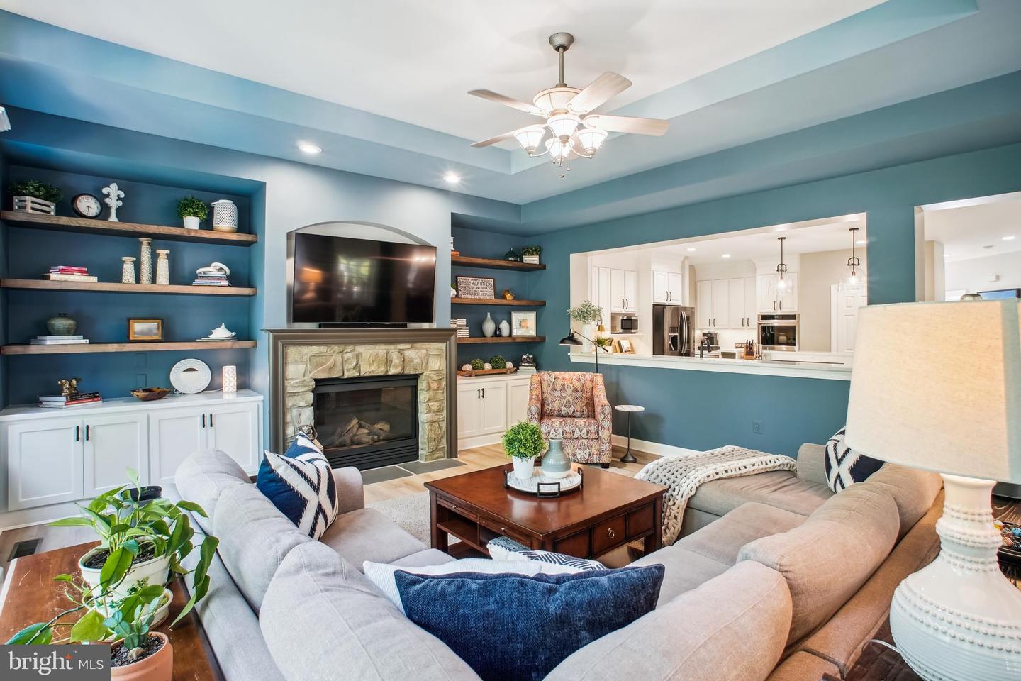 18510 BARTON CREEK PL, LEESBURG, Virginia 20176, 6 Bedrooms Bedrooms, ,4 BathroomsBathrooms,Residential,For sale,18510 BARTON CREEK PL,VALO2099224 MLS # VALO2099224