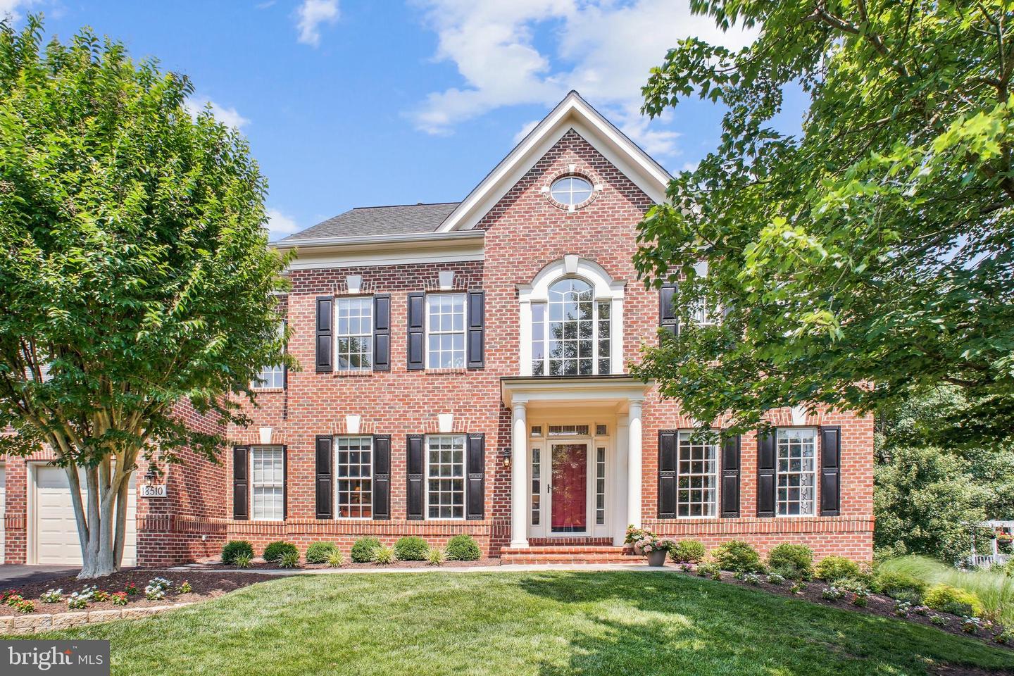 18510 BARTON CREEK PL, LEESBURG, Virginia 20176, 6 Bedrooms Bedrooms, ,4 BathroomsBathrooms,Residential,For sale,18510 BARTON CREEK PL,VALO2099224 MLS # VALO2099224