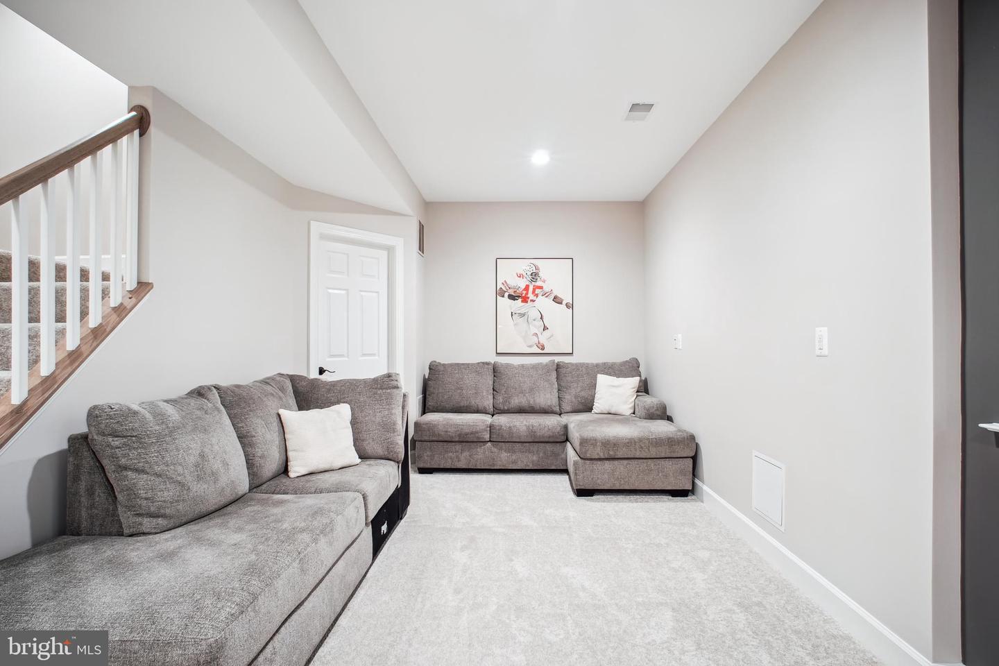 18510 BARTON CREEK PL, LEESBURG, Virginia 20176, 6 Bedrooms Bedrooms, ,4 BathroomsBathrooms,Residential,For sale,18510 BARTON CREEK PL,VALO2099224 MLS # VALO2099224