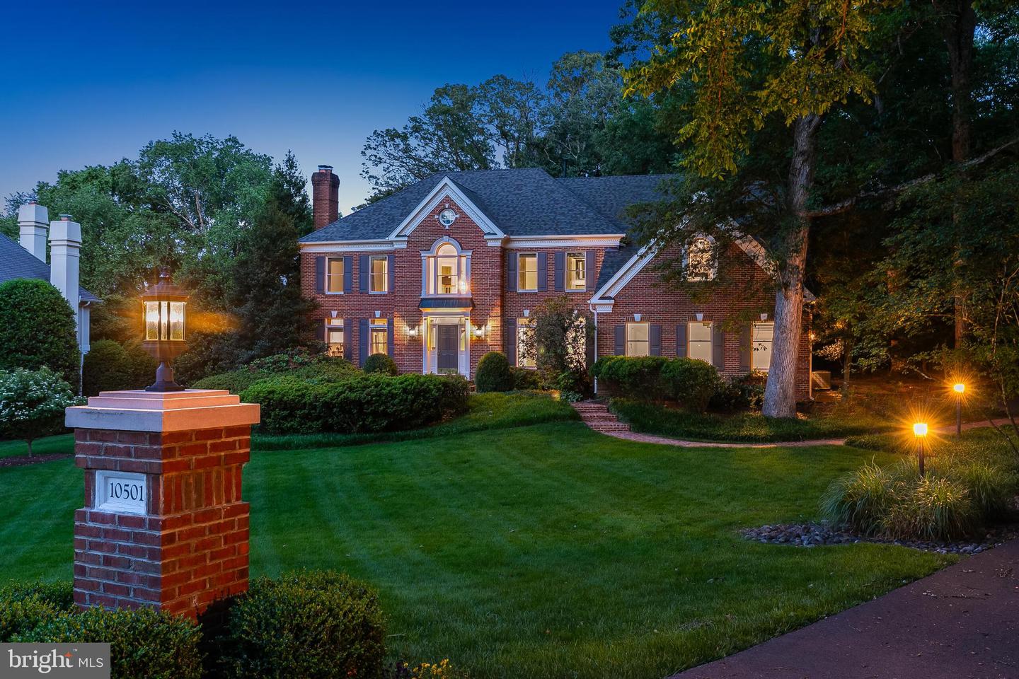10501 HANNAH FARM RD, OAKTON, Virginia 22124, 4 Bedrooms Bedrooms, ,4 BathroomsBathrooms,Residential,For sale,10501 HANNAH FARM RD,VAFX2246720 MLS # VAFX2246720