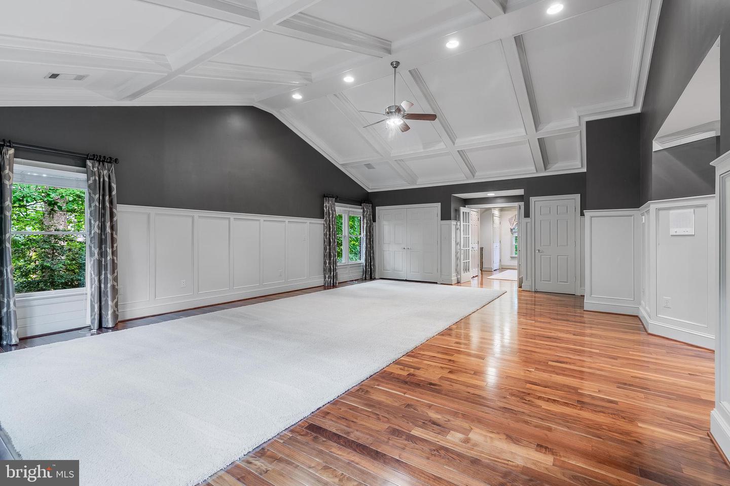 10501 HANNAH FARM RD, OAKTON, Virginia 22124, 4 Bedrooms Bedrooms, ,4 BathroomsBathrooms,Residential,For sale,10501 HANNAH FARM RD,VAFX2246720 MLS # VAFX2246720