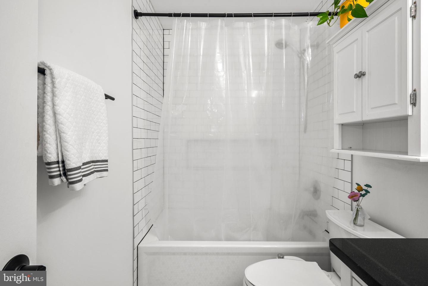 730 11TH ST NE #304, WASHINGTON, District Of Columbia 20002, 1 Bedroom Bedrooms, ,1 BathroomBathrooms,Residential,For sale,730 11TH ST NE #304,DCDC2205126 MLS # DCDC2205126