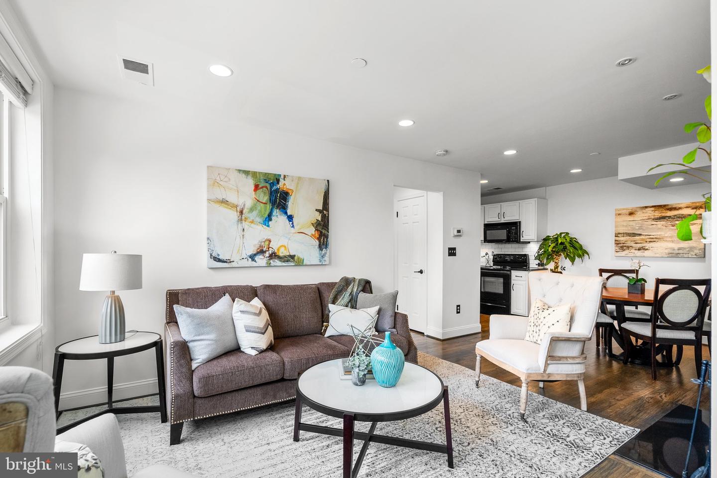 730 11TH ST NE #304, WASHINGTON, District Of Columbia 20002, 1 Bedroom Bedrooms, ,1 BathroomBathrooms,Residential,For sale,730 11TH ST NE #304,DCDC2205126 MLS # DCDC2205126
