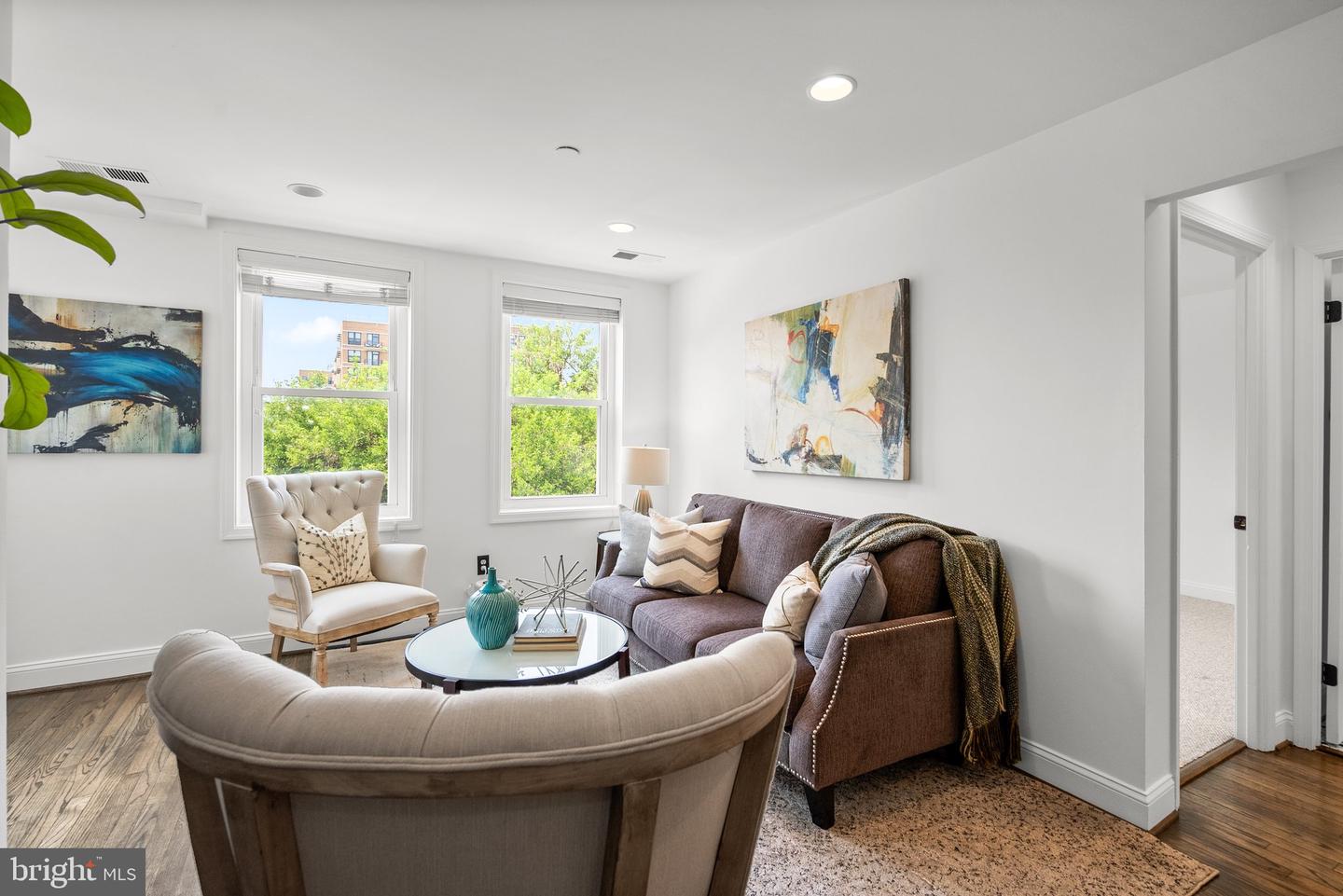 730 11TH ST NE #304, WASHINGTON, District Of Columbia 20002, 1 Bedroom Bedrooms, ,1 BathroomBathrooms,Residential,For sale,730 11TH ST NE #304,DCDC2205126 MLS # DCDC2205126