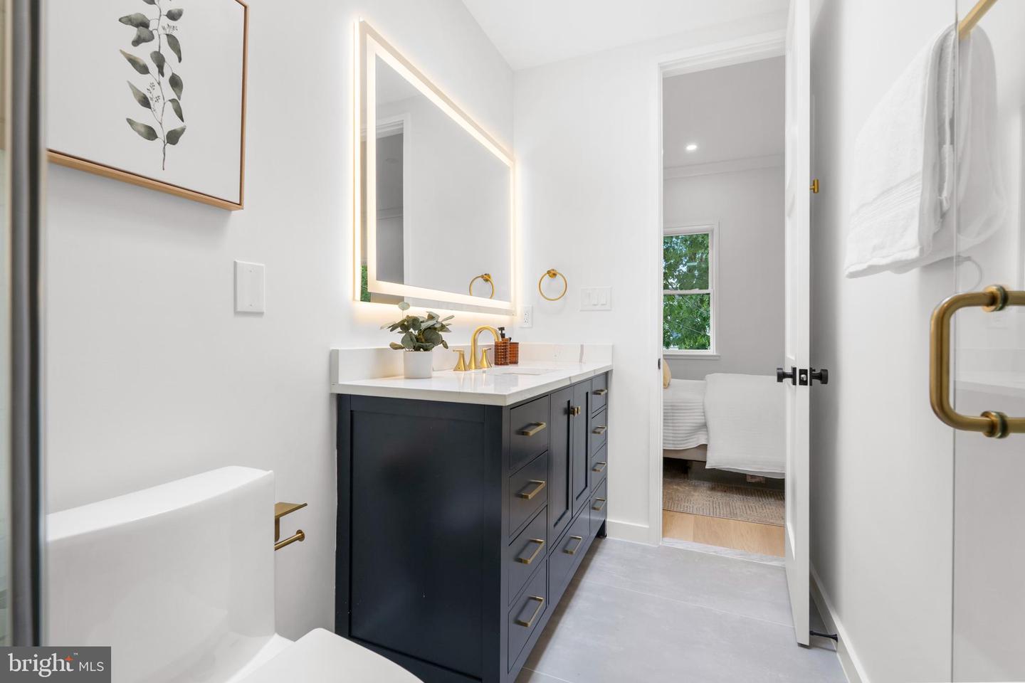 5128 5TH ST NW, WASHINGTON, District Of Columbia 20011, 4 Bedrooms Bedrooms, ,3 BathroomsBathrooms,Residential,For sale,5128 5TH ST NW,DCDC2204966 MLS # DCDC2204966