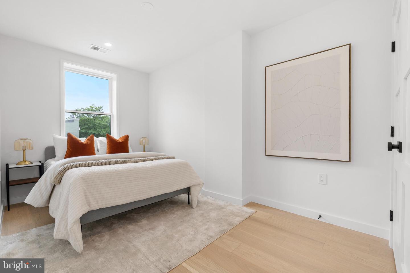 5128 5TH ST NW, WASHINGTON, District Of Columbia 20011, 4 Bedrooms Bedrooms, ,3 BathroomsBathrooms,Residential,For sale,5128 5TH ST NW,DCDC2204966 MLS # DCDC2204966