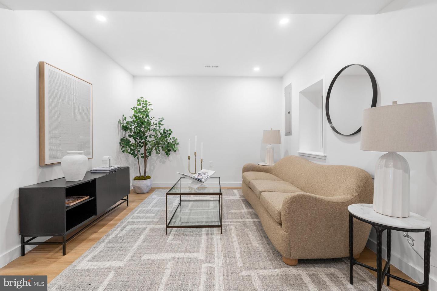 5128 5TH ST NW, WASHINGTON, District Of Columbia 20011, 4 Bedrooms Bedrooms, ,3 BathroomsBathrooms,Residential,For sale,5128 5TH ST NW,DCDC2204966 MLS # DCDC2204966