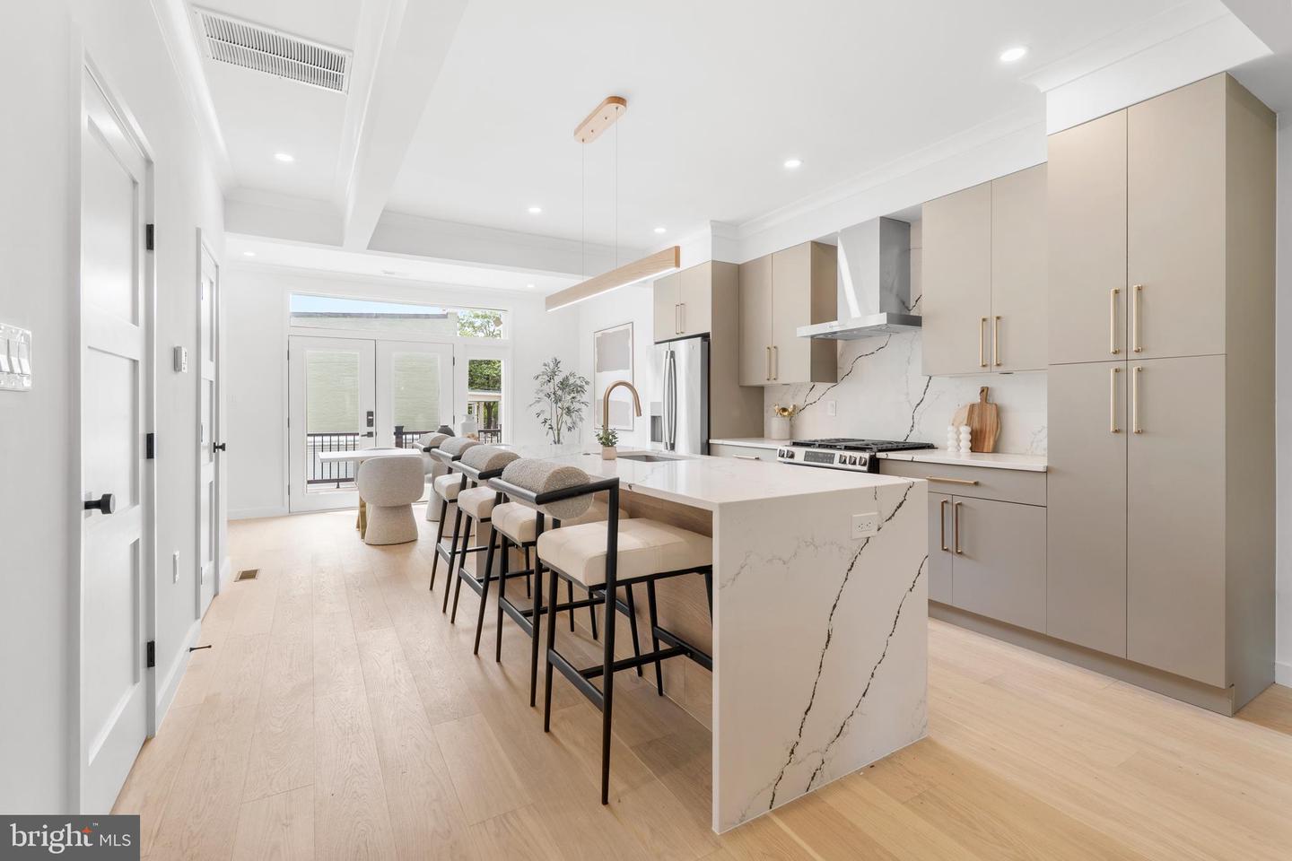 5128 5TH ST NW, WASHINGTON, District Of Columbia 20011, 4 Bedrooms Bedrooms, ,3 BathroomsBathrooms,Residential,For sale,5128 5TH ST NW,DCDC2204966 MLS # DCDC2204966