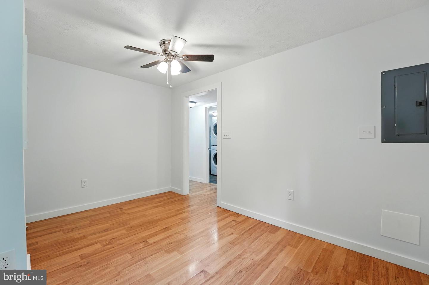 14 SUMMIT POINT DR, FRONT ROYAL, Virginia 22630, 2 Bedrooms Bedrooms, ,1 BathroomBathrooms,Residential,For sale,14 SUMMIT POINT DR,VAWR2011402 MLS # VAWR2011402