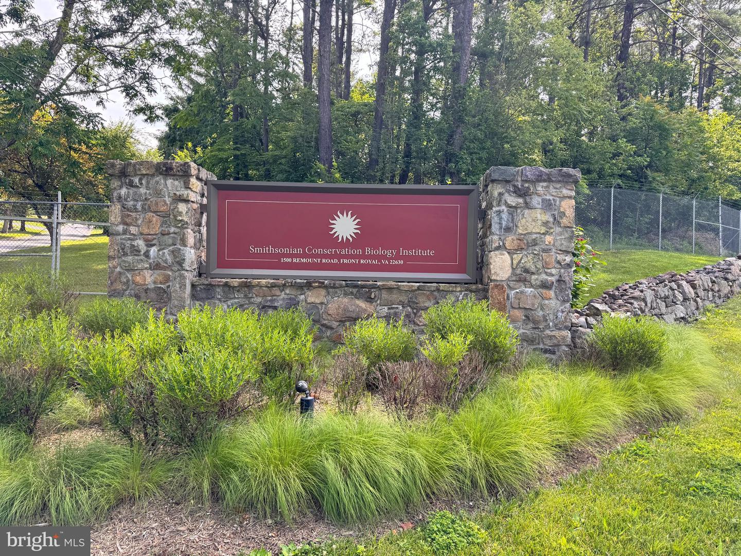 14 SUMMIT POINT DR, FRONT ROYAL, Virginia 22630, 2 Bedrooms Bedrooms, ,1 BathroomBathrooms,Residential,For sale,14 SUMMIT POINT DR,VAWR2011402 MLS # VAWR2011402