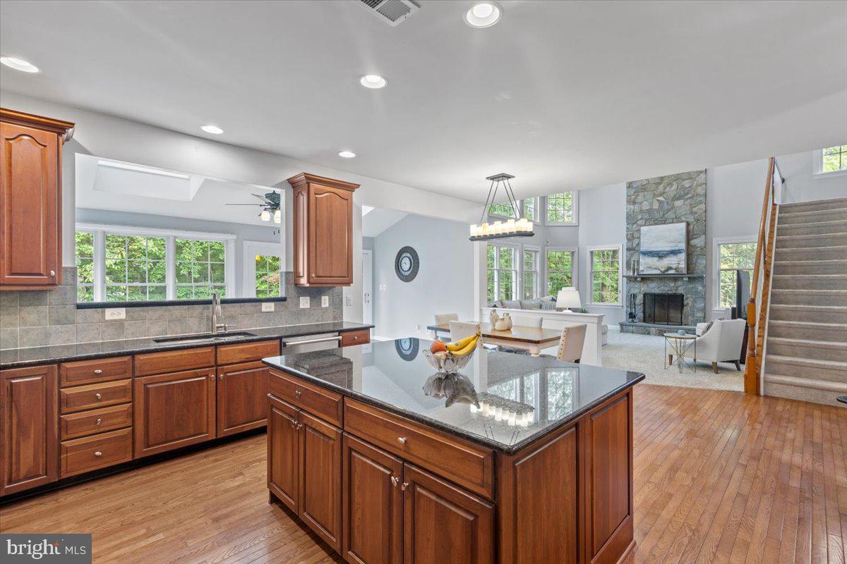 20195 KIAWAH ISLAND DR, ASHBURN, Virginia 20147, 4 Bedrooms Bedrooms, ,4 BathroomsBathrooms,Residential,For sale,20195 KIAWAH ISLAND DR,VALO2099156 MLS # VALO2099156