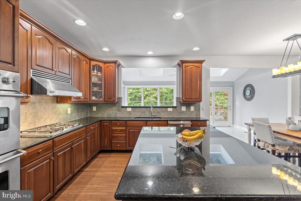 20195 KIAWAH ISLAND DR, ASHBURN, Virginia 20147, 4 Bedrooms Bedrooms, ,4 BathroomsBathrooms,Residential,For sale,20195 KIAWAH ISLAND DR,VALO2099156 MLS # VALO2099156