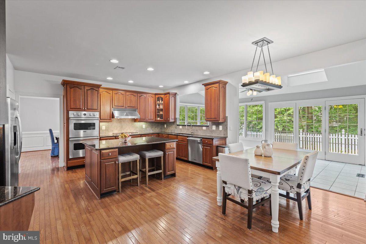 20195 KIAWAH ISLAND DR, ASHBURN, Virginia 20147, 4 Bedrooms Bedrooms, ,4 BathroomsBathrooms,Residential,For sale,20195 KIAWAH ISLAND DR,VALO2099156 MLS # VALO2099156