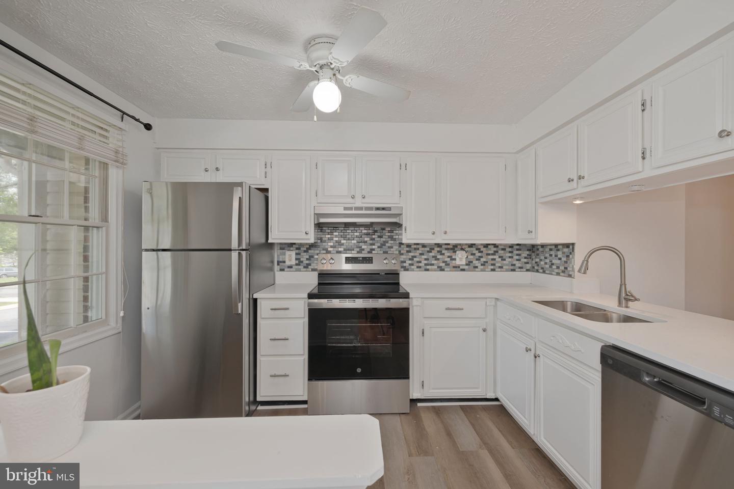 8551 BLACKFOOT CT, LORTON, Virginia 22079, 2 Bedrooms Bedrooms, ,2 BathroomsBathrooms,Residential,For sale,8551 BLACKFOOT CT,VAFX2246584 MLS # VAFX2246584