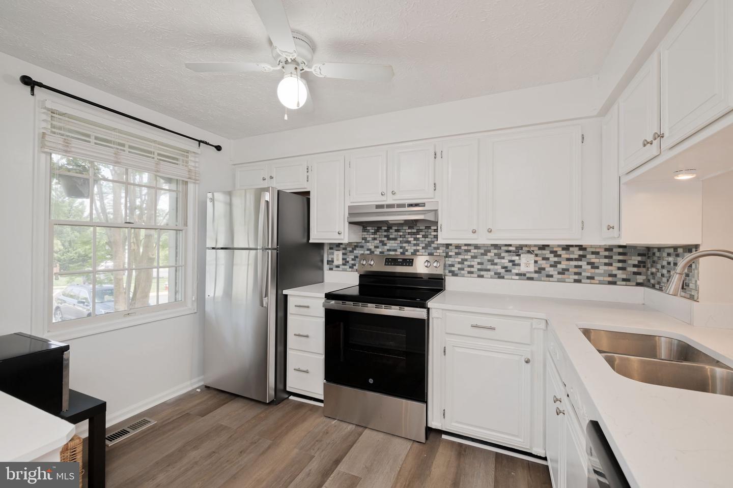 8551 BLACKFOOT CT, LORTON, Virginia 22079, 2 Bedrooms Bedrooms, ,2 BathroomsBathrooms,Residential,For sale,8551 BLACKFOOT CT,VAFX2246584 MLS # VAFX2246584