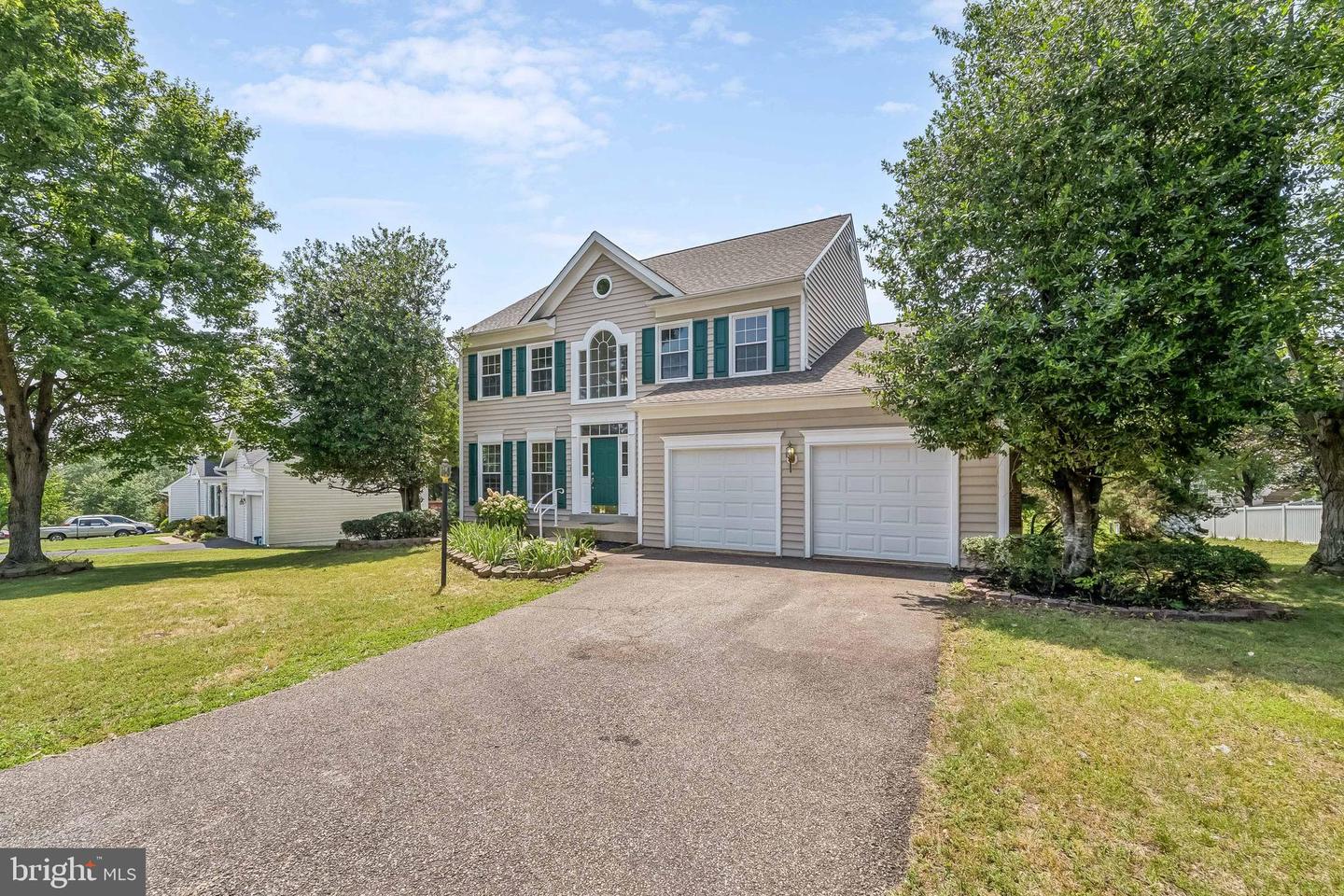10402 CAMPBELL DR, FREDERICKSBURG, Virginia 22408, 4 Bedrooms Bedrooms, ,2 BathroomsBathrooms,Residential,For sale,10402 CAMPBELL DR,VASP2033868 MLS # VASP2033868