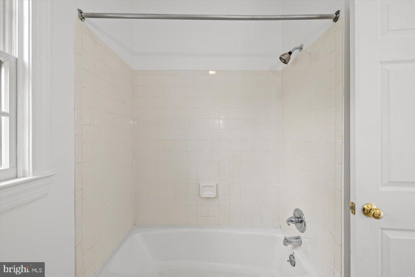 274 AARON MOUNTAIN RD, CASTLETON, Virginia 22716, 3 Bedrooms Bedrooms, ,3 BathroomsBathrooms,Residential,For sale,274 AARON MOUNTAIN RD,VARP2002132 MLS # VARP2002132