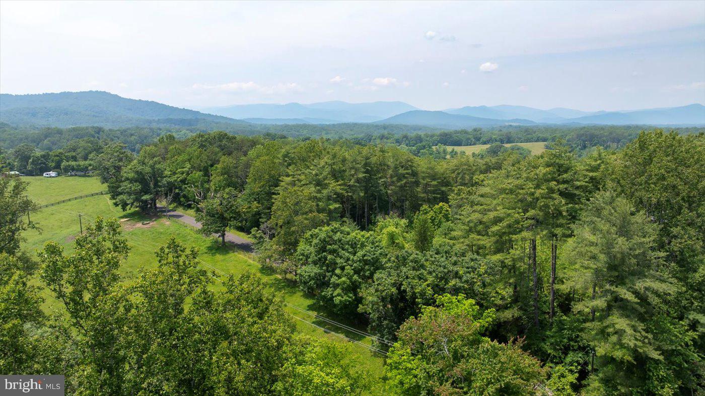 274 AARON MOUNTAIN RD, CASTLETON, Virginia 22716, 3 Bedrooms Bedrooms, ,3 BathroomsBathrooms,Residential,For sale,274 AARON MOUNTAIN RD,VARP2002132 MLS # VARP2002132