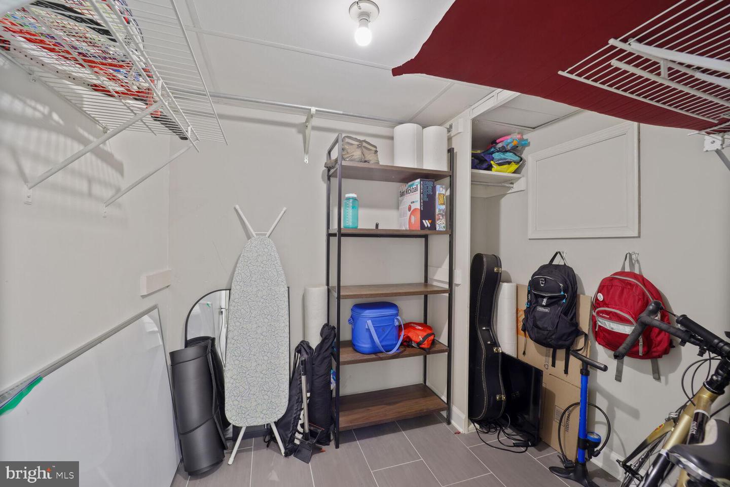 2923 LANDOVER ST, ALEXANDRIA, Virginia 22305, 3 Bedrooms Bedrooms, ,2 BathroomsBathrooms,Residential,For sale,2923 LANDOVER ST,VAAX2046376 MLS # VAAX2046376