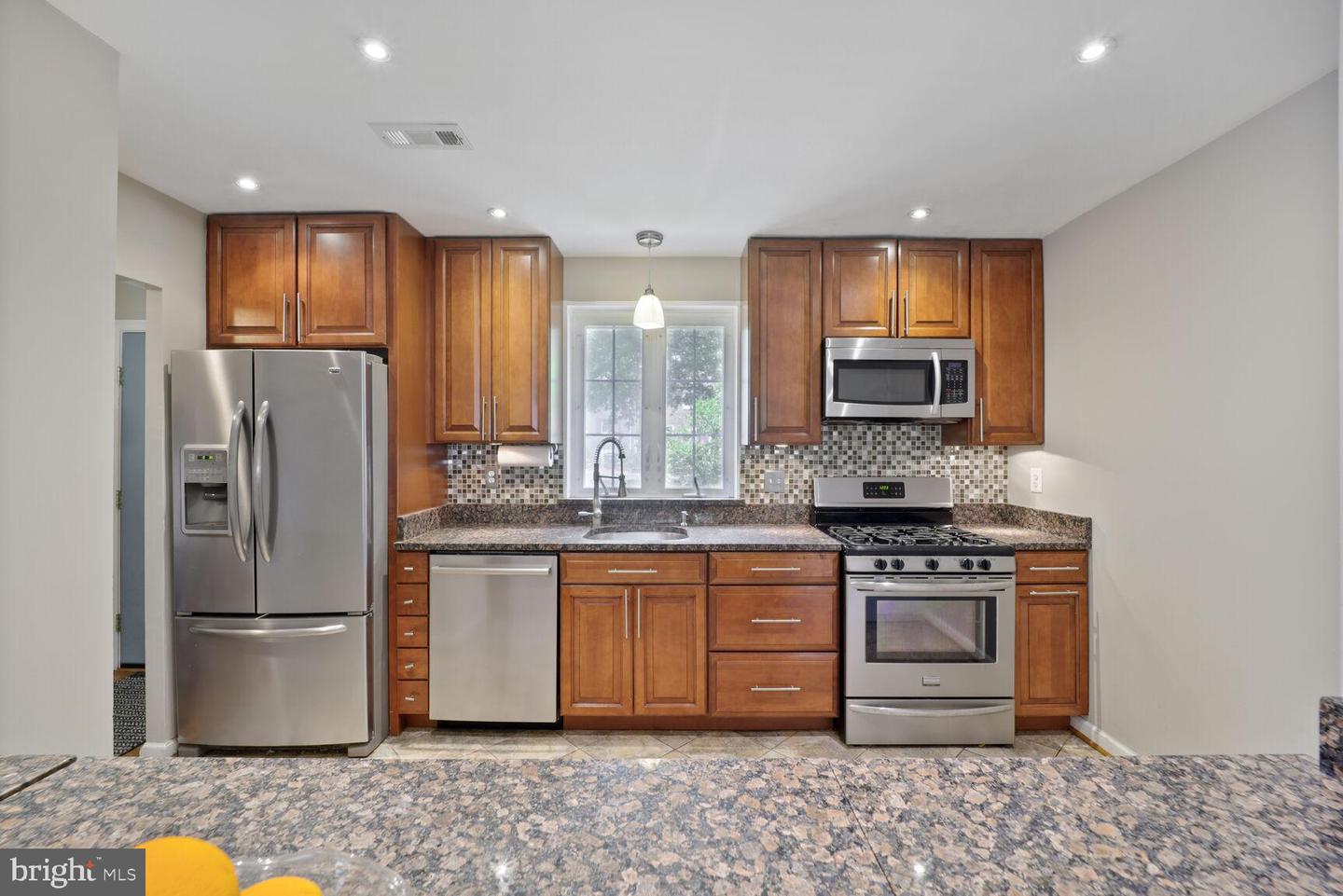 2923 LANDOVER ST, ALEXANDRIA, Virginia 22305, 3 Bedrooms Bedrooms, ,2 BathroomsBathrooms,Residential,For sale,2923 LANDOVER ST,VAAX2046376 MLS # VAAX2046376