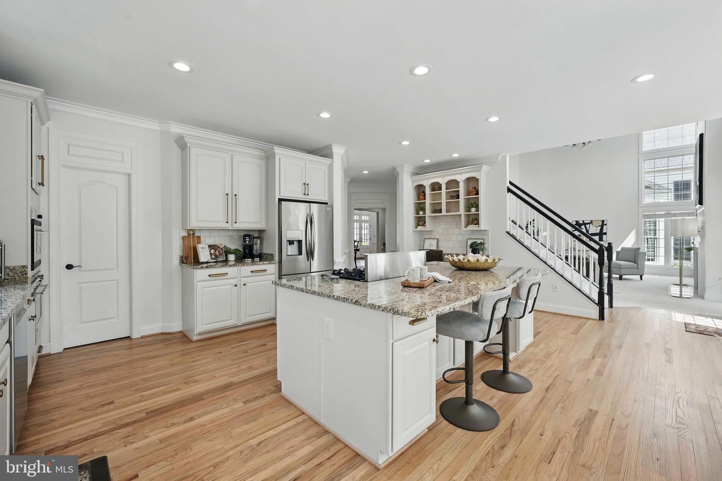 6033 TINLEY MILL DR, HAYMARKET, Virginia 20169, 4 Bedrooms Bedrooms, ,4 BathroomsBathrooms,Residential,For sale,6033 TINLEY MILL DR,VAPW2096804 MLS # VAPW2096804