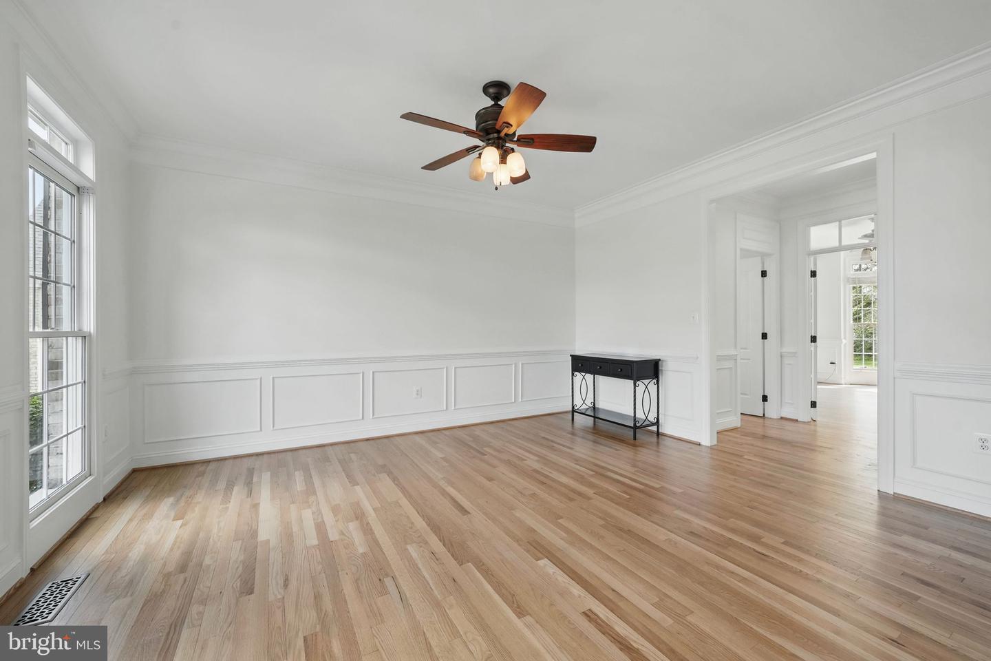 6033 TINLEY MILL DR, HAYMARKET, Virginia 20169, 4 Bedrooms Bedrooms, ,4 BathroomsBathrooms,Residential,For sale,6033 TINLEY MILL DR,VAPW2096804 MLS # VAPW2096804