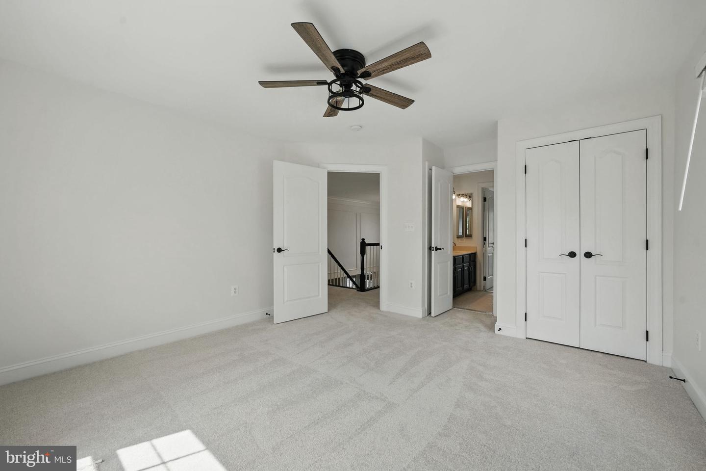 6033 TINLEY MILL DR, HAYMARKET, Virginia 20169, 4 Bedrooms Bedrooms, ,4 BathroomsBathrooms,Residential,For sale,6033 TINLEY MILL DR,VAPW2096804 MLS # VAPW2096804