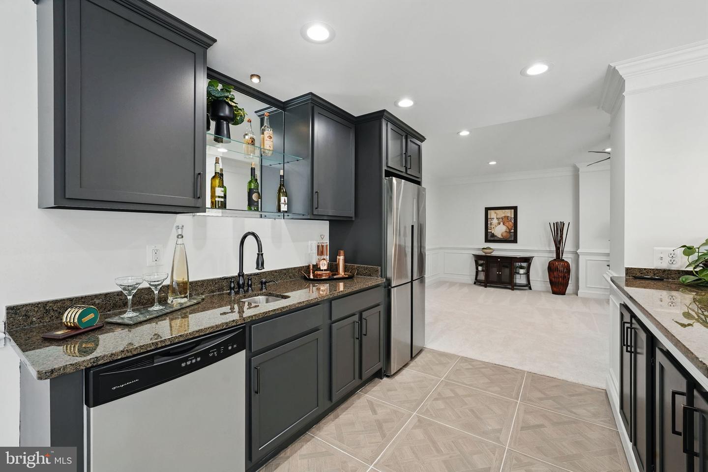 6033 TINLEY MILL DR, HAYMARKET, Virginia 20169, 4 Bedrooms Bedrooms, ,4 BathroomsBathrooms,Residential,For sale,6033 TINLEY MILL DR,VAPW2096804 MLS # VAPW2096804