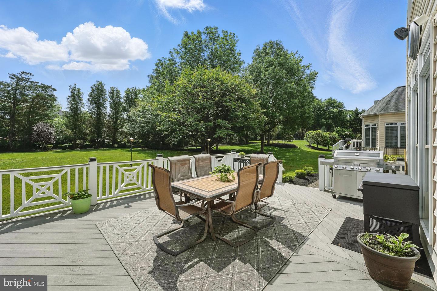 6033 TINLEY MILL DR, HAYMARKET, Virginia 20169, 4 Bedrooms Bedrooms, ,4 BathroomsBathrooms,Residential,For sale,6033 TINLEY MILL DR,VAPW2096804 MLS # VAPW2096804