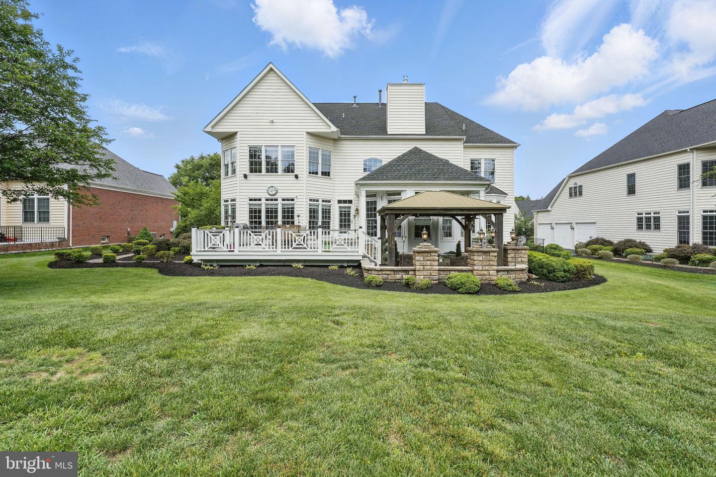 6033 TINLEY MILL DR, HAYMARKET, Virginia 20169, 4 Bedrooms Bedrooms, ,4 BathroomsBathrooms,Residential,For sale,6033 TINLEY MILL DR,VAPW2096804 MLS # VAPW2096804
