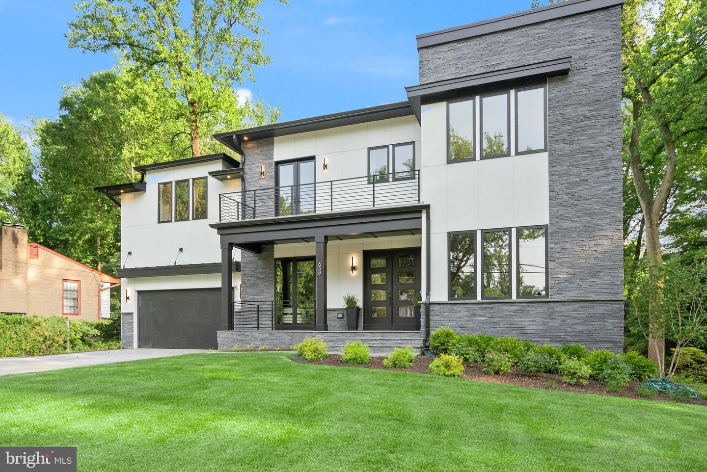 6539 FAIRLAWN DR, MCLEAN, Virginia 22101, 5 Bedrooms Bedrooms, ,5 BathroomsBathrooms,Residential,For sale,6539 FAIRLAWN DR,VAFX2247002 MLS # VAFX2247002