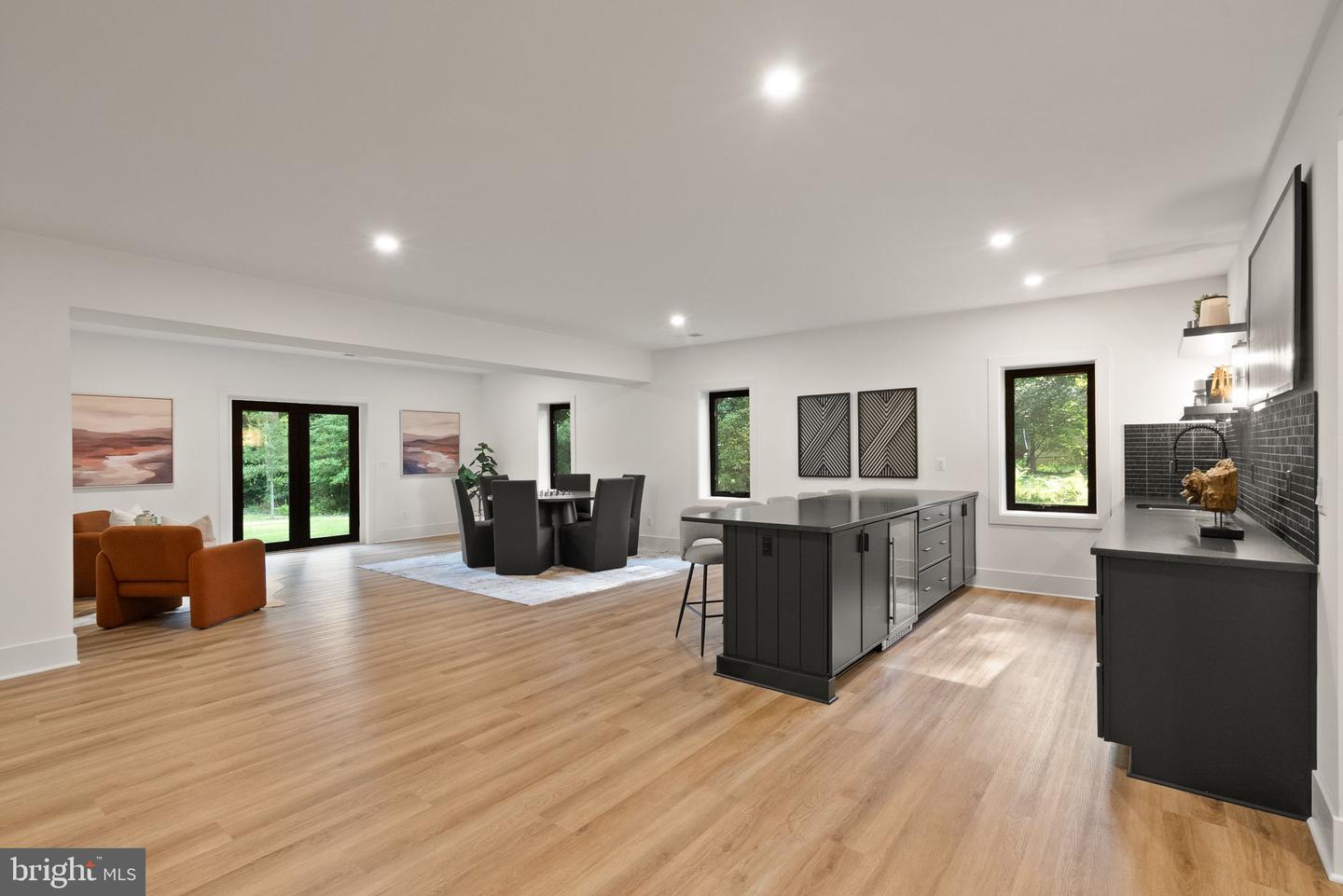 6539 FAIRLAWN DR, MCLEAN, Virginia 22101, 5 Bedrooms Bedrooms, ,5 BathroomsBathrooms,Residential,For sale,6539 FAIRLAWN DR,VAFX2247002 MLS # VAFX2247002